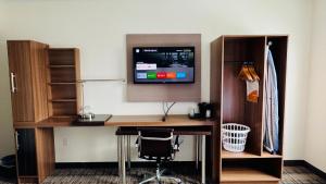 mainstay suites chambersburg east