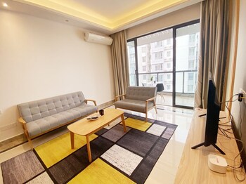 R&F Trexhomestay,,3 star