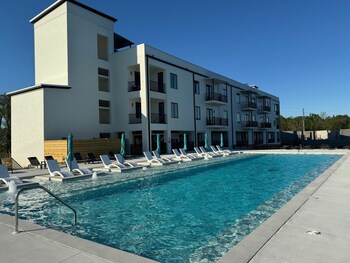 handsboro pointe condo and suites