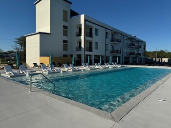 handsboro pointe condo and suites