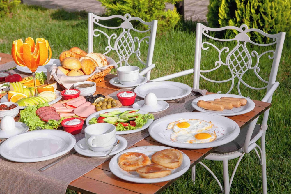 ama stays and trails villa ishatva alibag