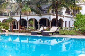 ama stays and trails villa ishatva alibag