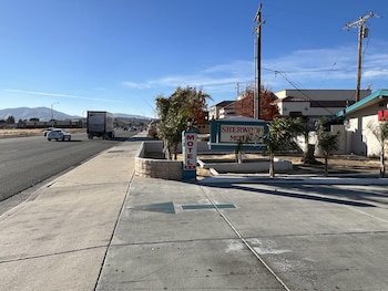 sherwood motel