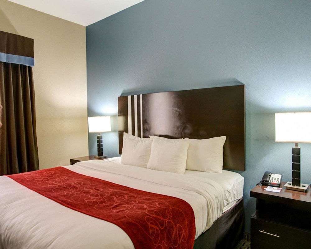 comfort suites bastrop