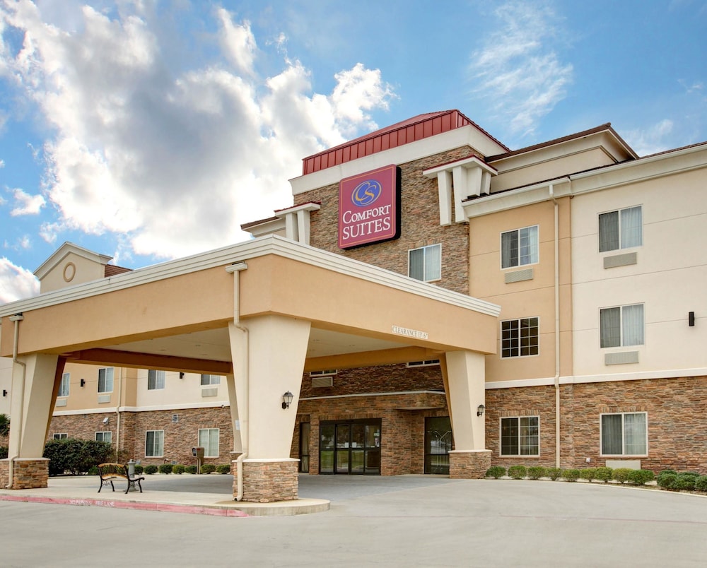 comfort suites bastrop