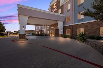 comfort suites bastrop
