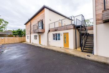 formby village apartments