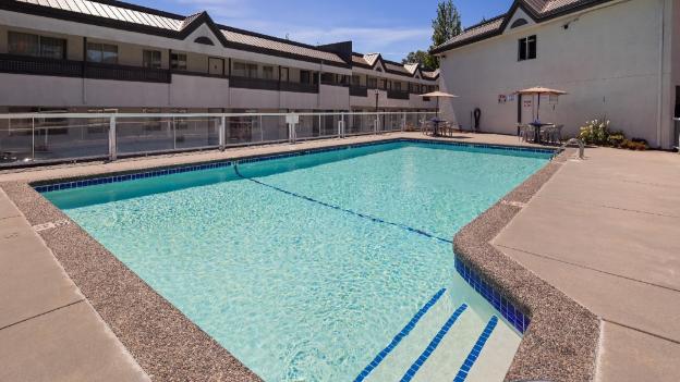 surestay hotel by best western north vancouver capilano