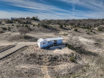 K Loma Vista With Hill Country Views,240 Stony Hills Rd,3 star