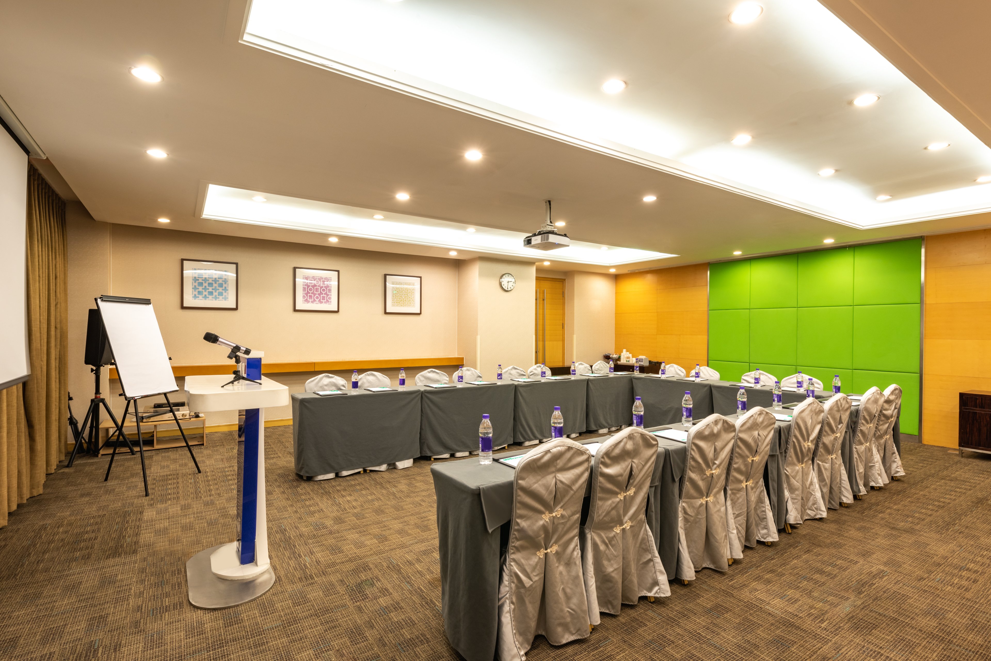 holiday inn express beijing shangdi by ihg