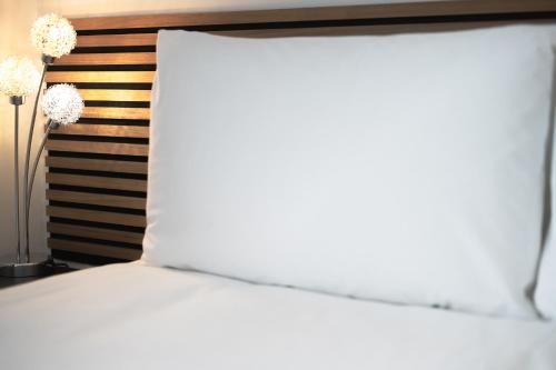 Hampshire Charming House,,2 star