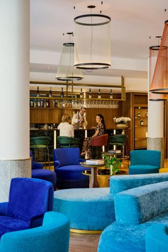 hotel giacomo morra alba handwritten collection