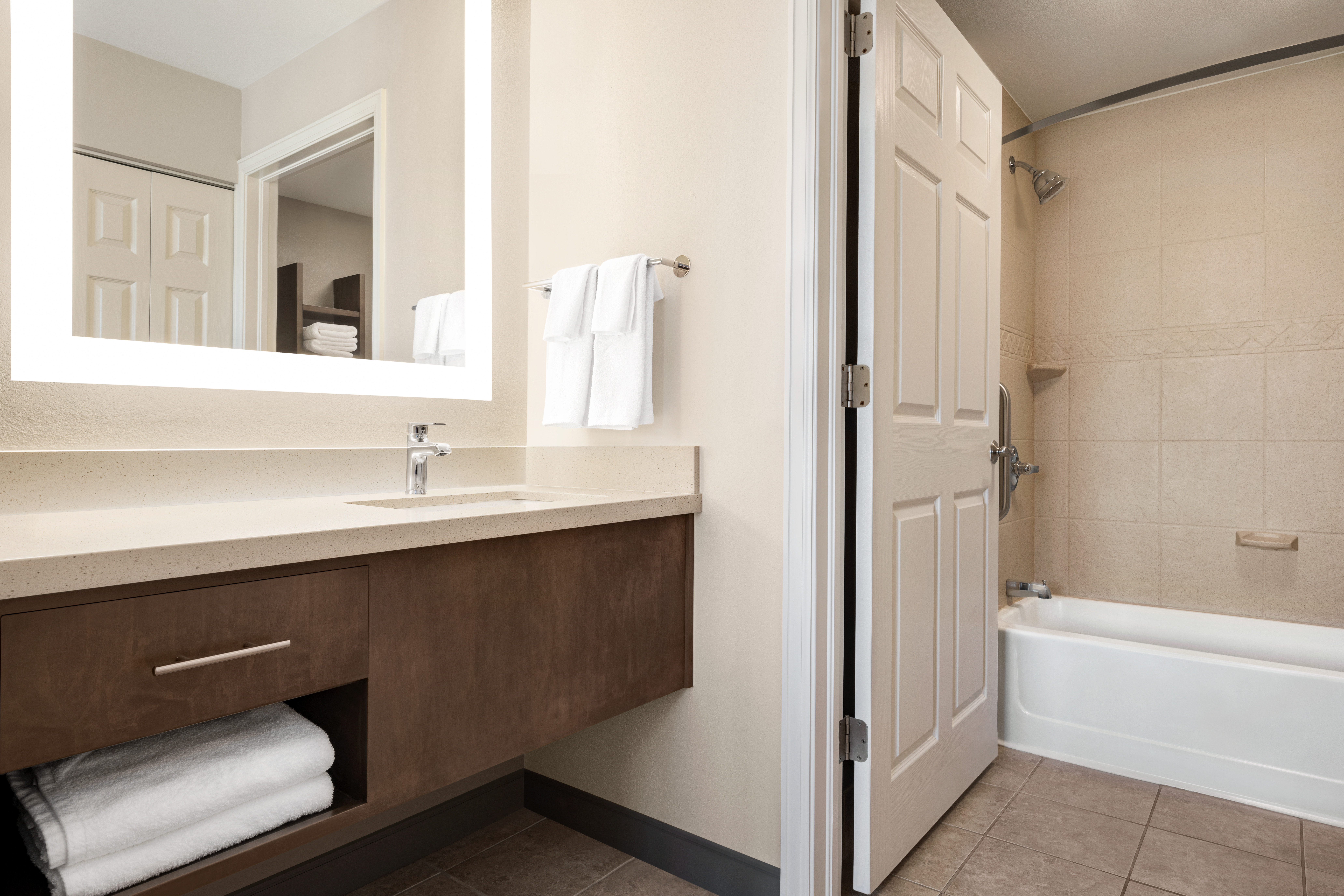 staybridge suites oklahoma city quail springs by ihg