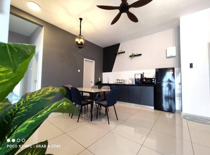 the horizon ipoh 3br l8 by grab a stay