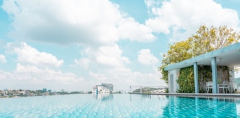 The Signature - Serviced Residence,,3 star