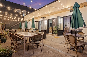 hotel vela