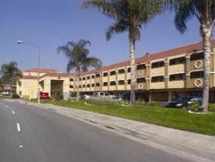 Ramada By Wyndham Ontario,Ontario>>Los Angeles,2 star