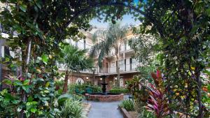 best western plus french quarter courtyard hotel