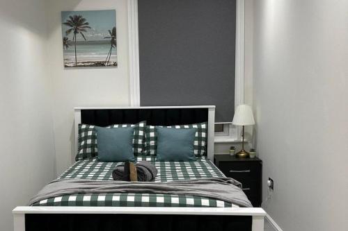studio flat in london