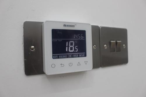 london studios and suites