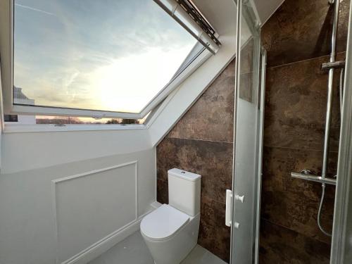 london studios and suites