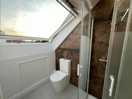 london studios and suites