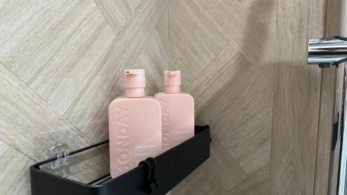 london studios and suites