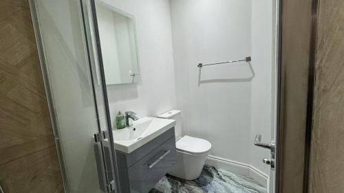 london studios and suites