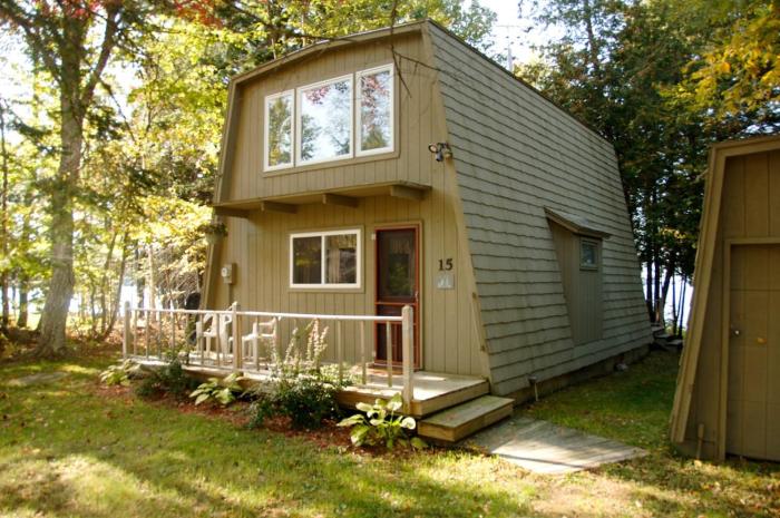 waterfront cottage moosehead lake