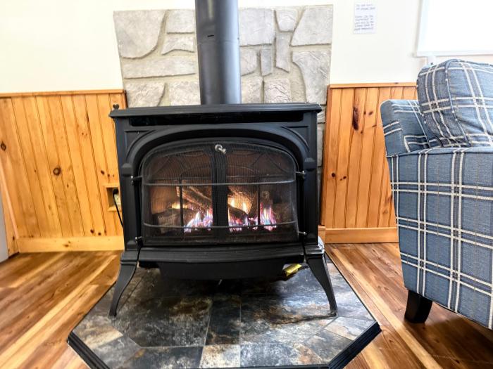 waterfront cottage moosehead lake