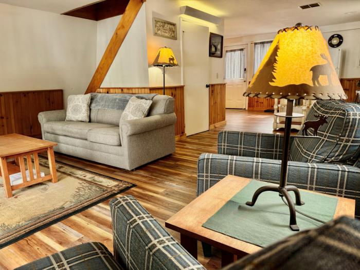 waterfront cottage moosehead lake