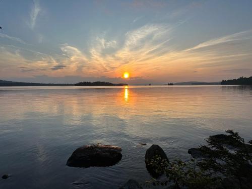 waterfront cottage moosehead lake