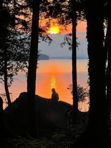 waterfront cottage moosehead lake