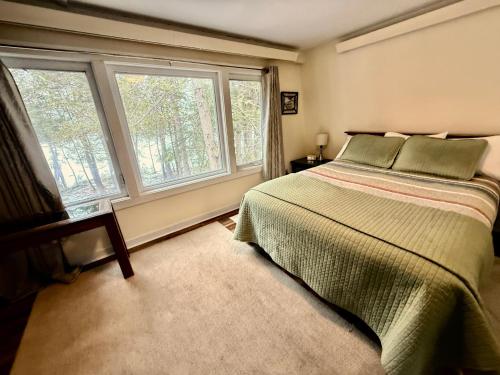 waterfront cottage moosehead lake