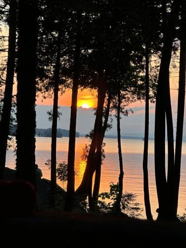 waterfront cottage moosehead lake
