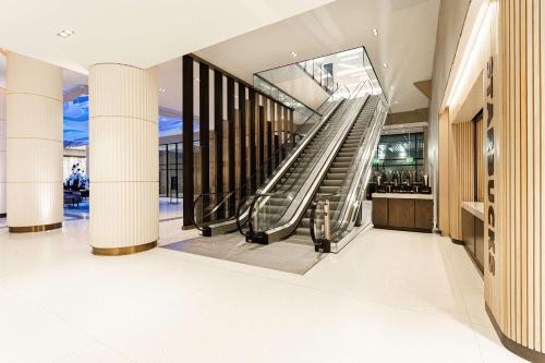 hilton niagara falls fallsview hotel and suites