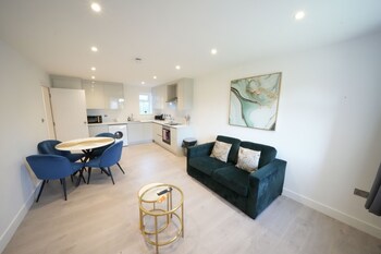 heathrow charge and go