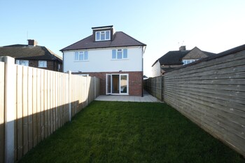 heathrow charge and go