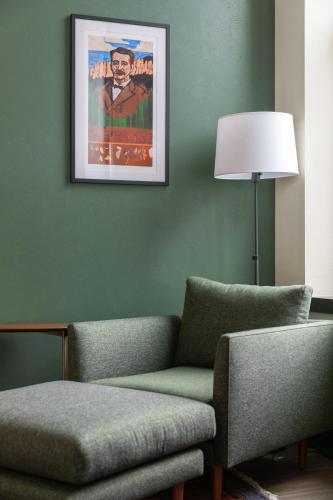 the rathbone hotel