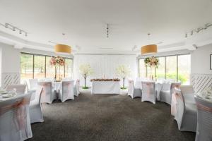 holiday inn northampton by ihg
