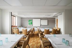 holiday inn northampton by ihg