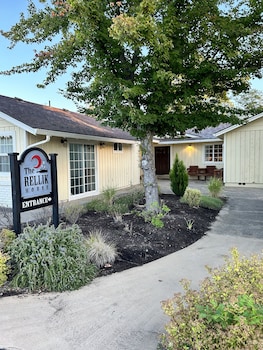 The Rellik House And Winery,,4 star