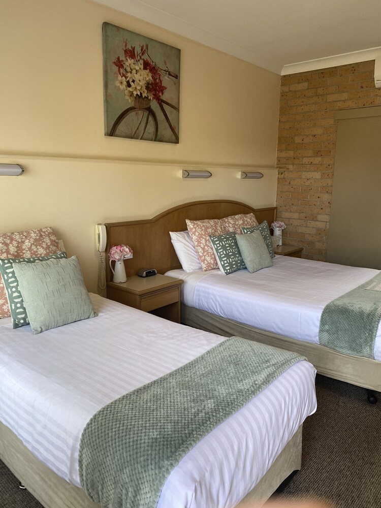 Marriott Park Motel,Gerringong>>Bomaderry,4 star
