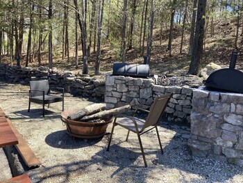 gold suites rentals