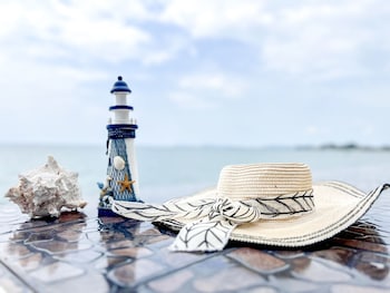 Gao Lighthouse Phala Beachfront,,3 star