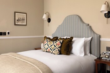 the drayton court hotel