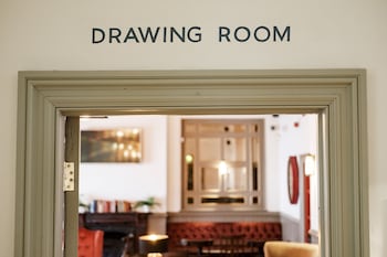The Drayton Court Hotel,Greater London>>Ealing,4 star