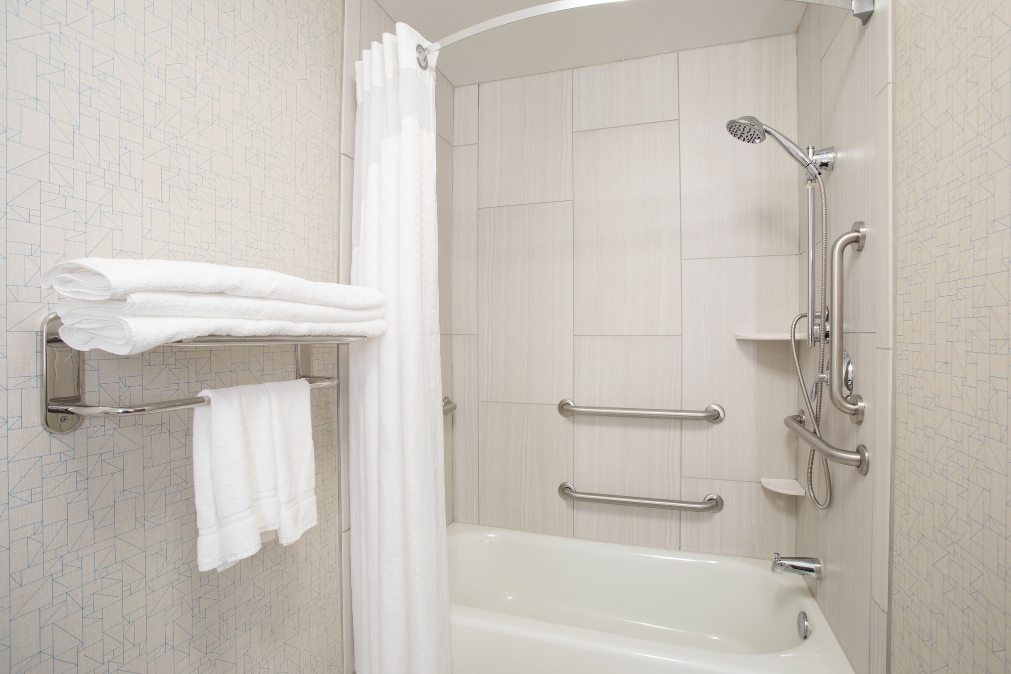 holiday inn express hotel and suites longmont by ihg