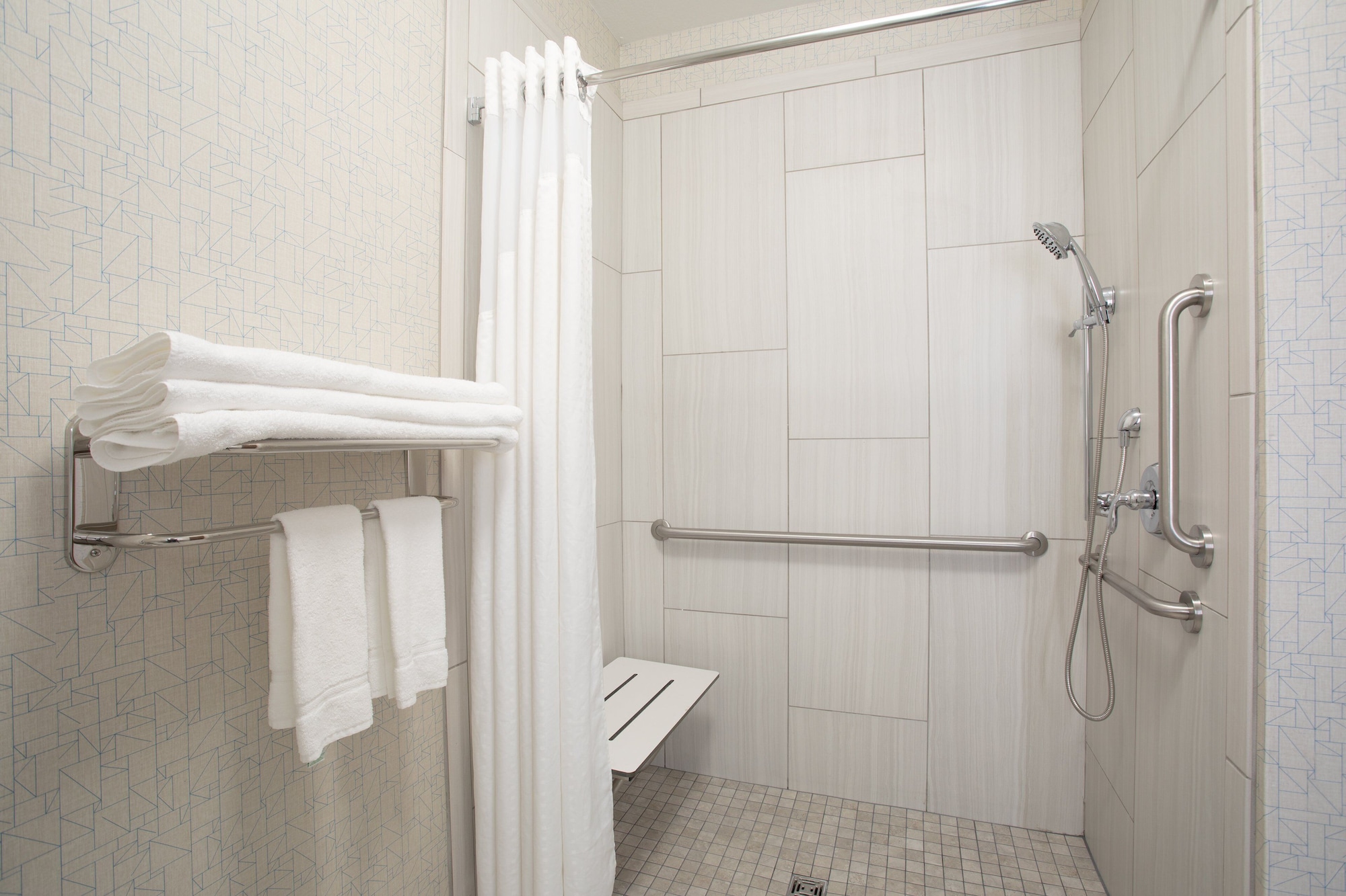 holiday inn express hotel and suites longmont by ihg