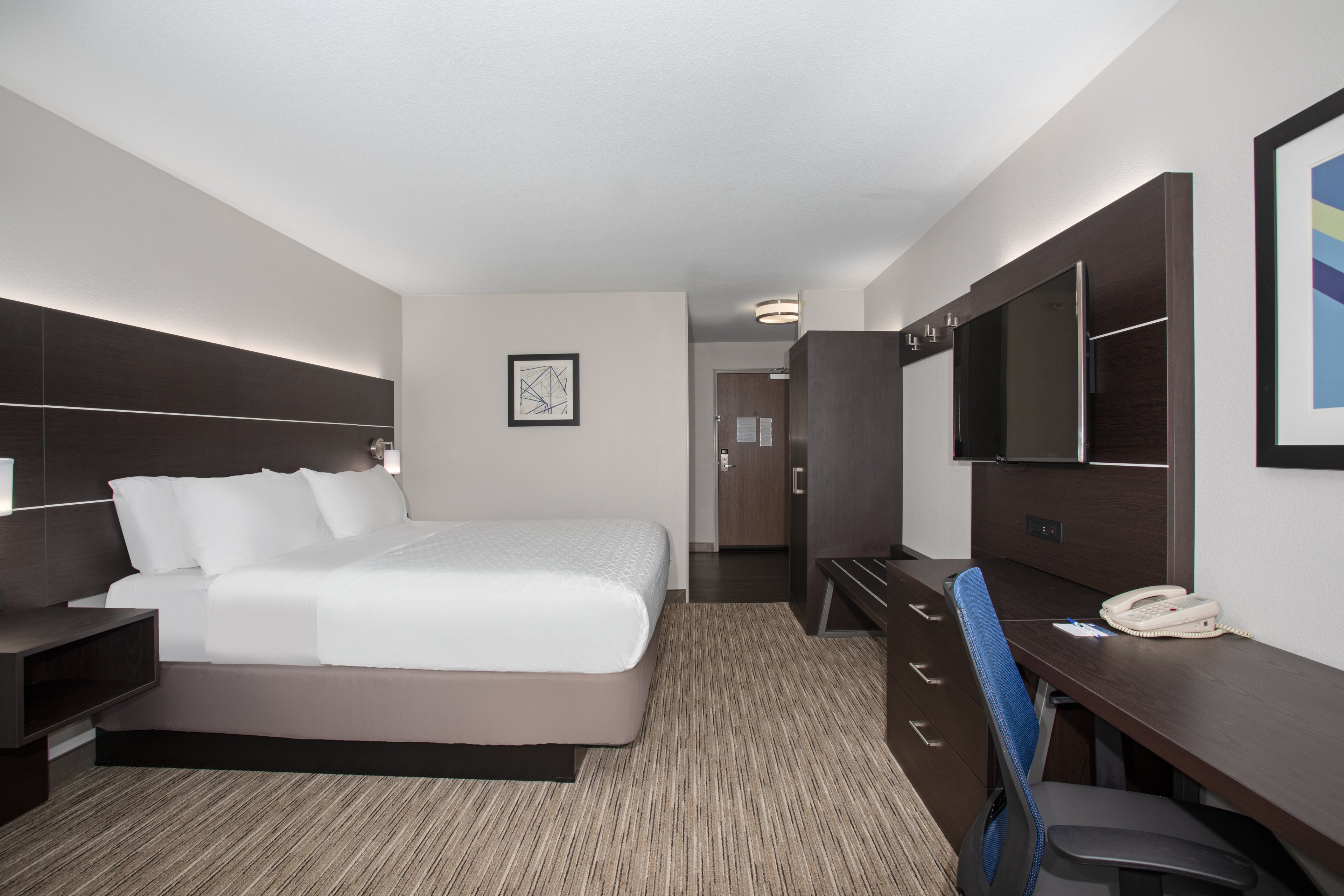holiday inn express hotel and suites longmont by ihg